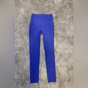 All in Motion Women's High Rise Legging Ribbed. Size Small. Blue/Purple color